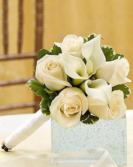 Callas and Roses Bridesmaid Bouquet